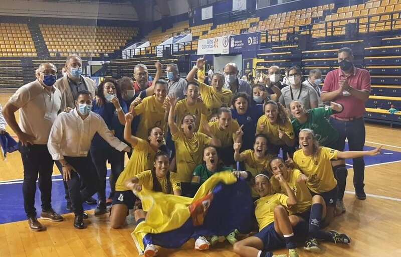 El Preconte Telde celebrra su ascenso a Primera División/TA